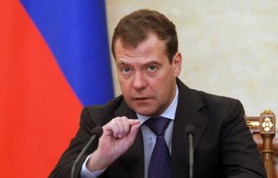 Cựu Tổng thống Medvedev lên tiếng về lệnh trừng phạt mới nhằm vào Nga